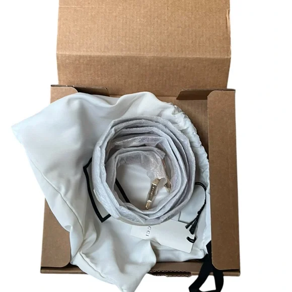 Gucci Red Leather Shoulder Bag Strap $450.00 - Picture 7 of 9